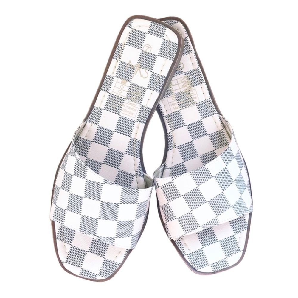Boutique Checker Slip-On Open Toe Sandal Women’s Multi Sizes NIB - Picture 1 of 9